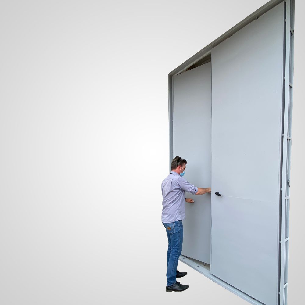  Porta forte para depósito de defensivos agrícola